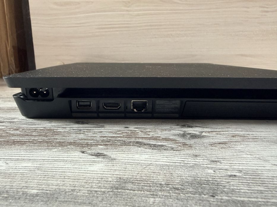 Playstation 4 с профил