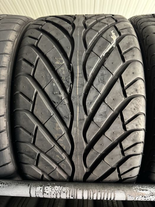 Anvelope Noi 285/30/20 Bridgestone