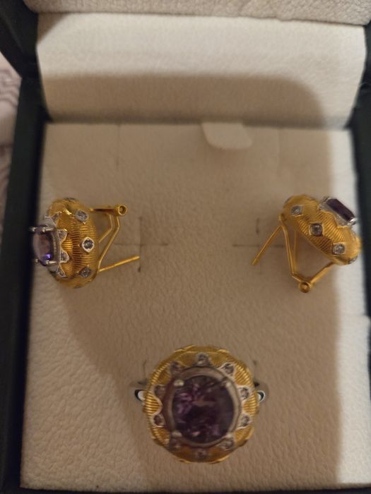 Продается серебряный набор 925 пробы