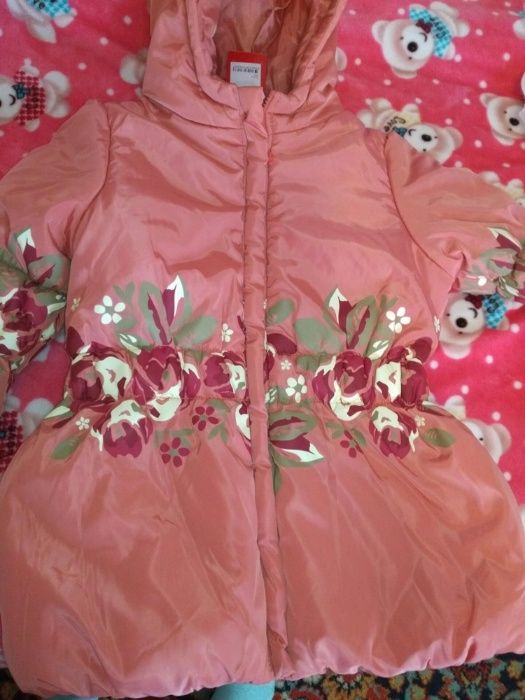 СРОЧНО Куртка  детская весна 3000