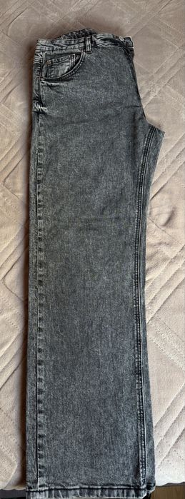 Различни видове дънки