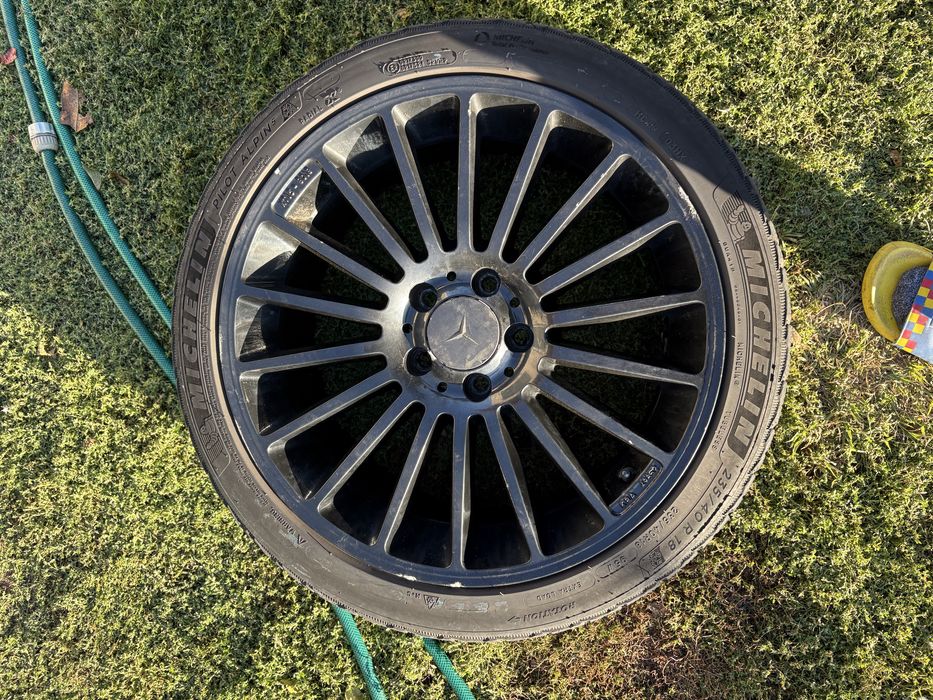Jante R18 5x112 cu anvelope de iarna