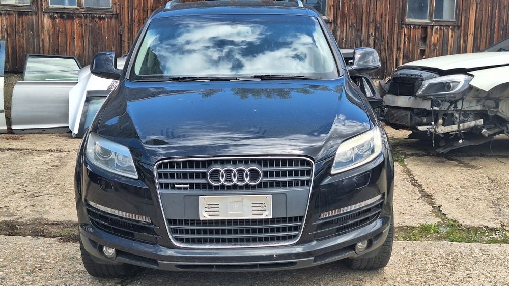Audi Q7 3.0TDI 233кс на части