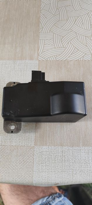 Модул за заключване на волана за пасат Б7