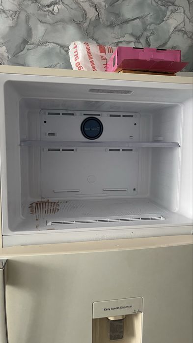Продам б/у холодильник