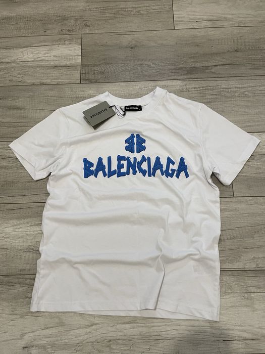 Tricou balenciaga