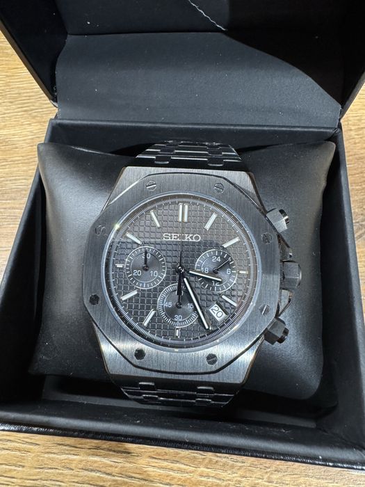 Seiko Mods | Nautilus Pepsi DateJust