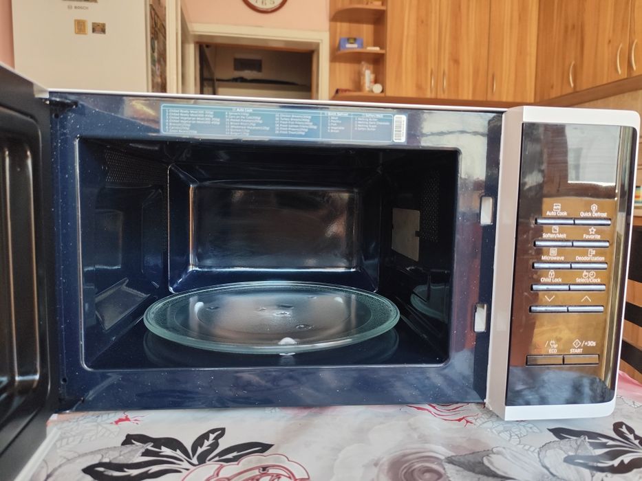 Микровълнова Samsung MS23K3513AW