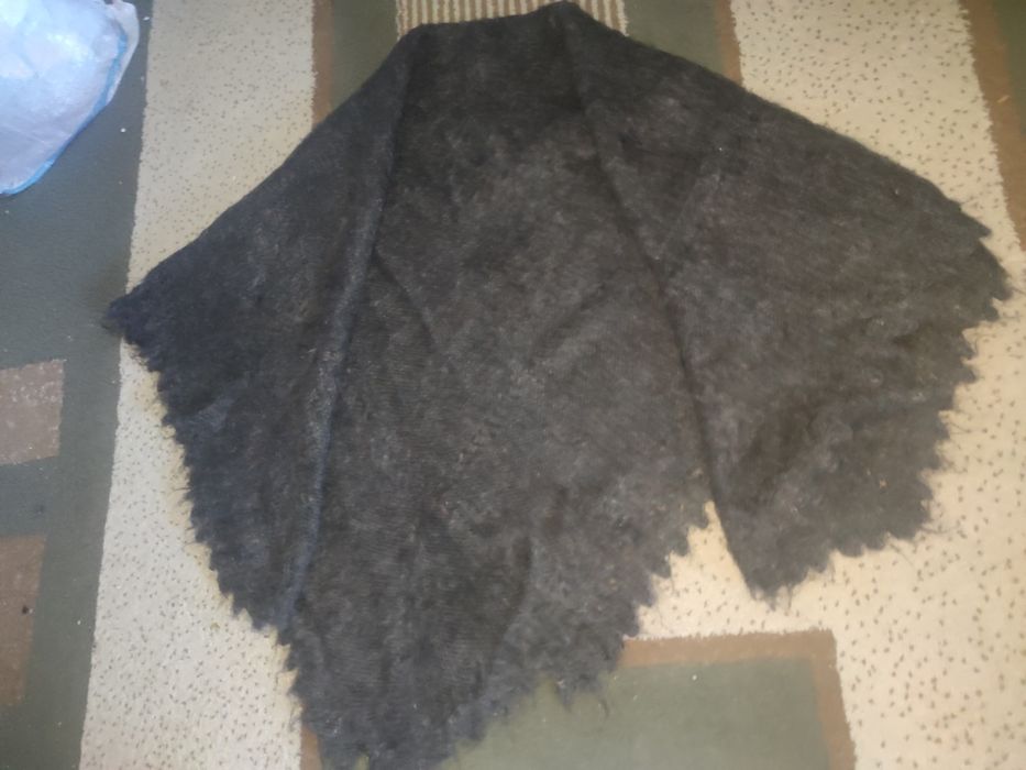 Sherst roʻmol шерстяной платок