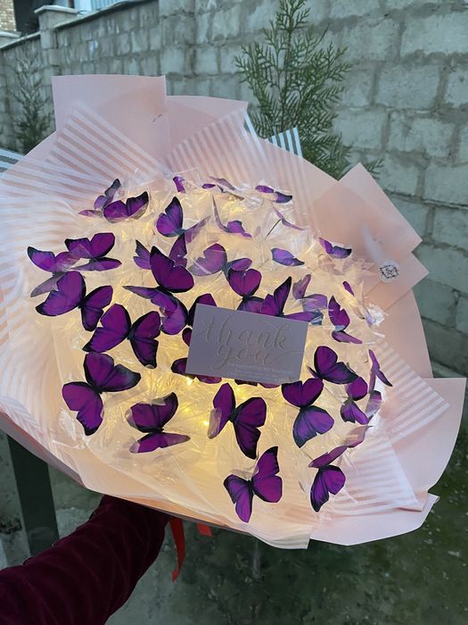 Букет бабочка