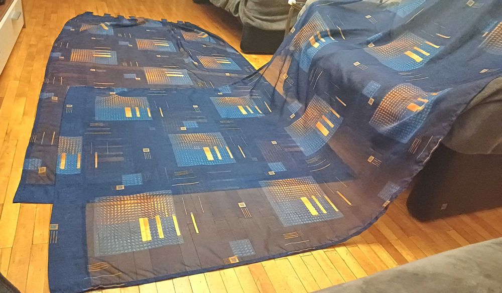 Set  2 perdele din voal, albastre, cu model, 252cm x 135 cm