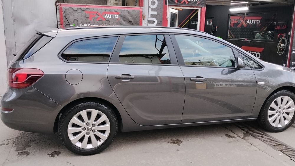 Opel Astra j 17 cdti din 2011