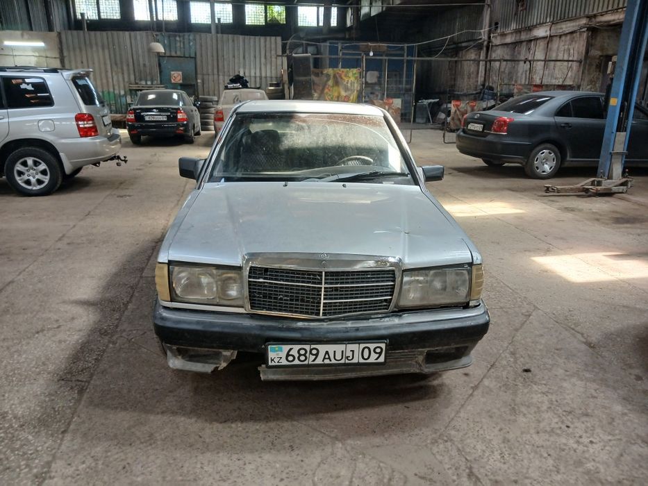Продам Мерседес 190