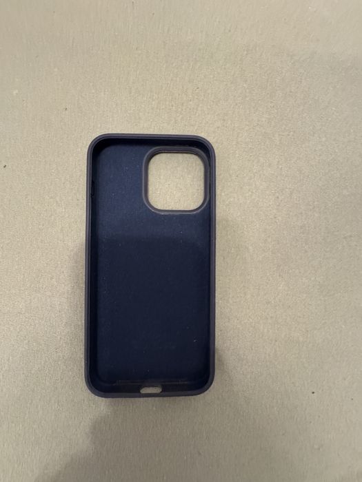 Vând husa iphone 15 pro max