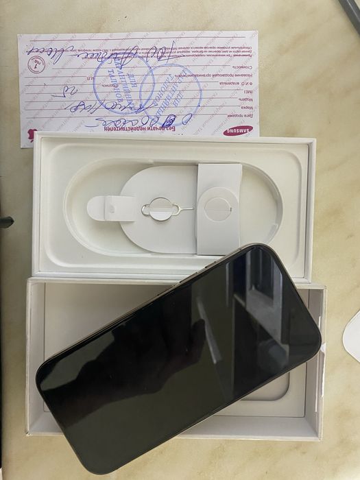 iPhone 16 PRO на гарантий