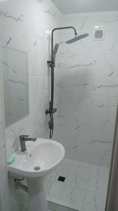 Чирчик Хокимят Амир Темур шох куча. 1-хонали. Банк оркали хам сотилади