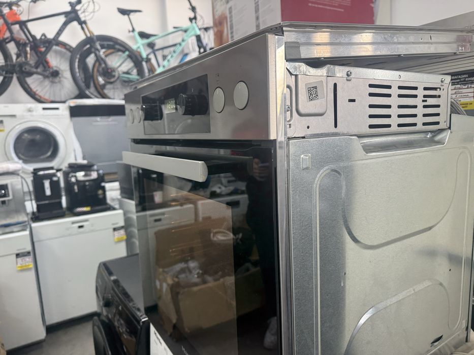 Фурна и плот за вграждане MIELE