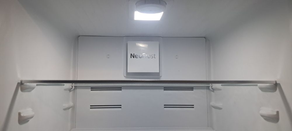Combina frigorifica Beko NeoFrost, impecabila