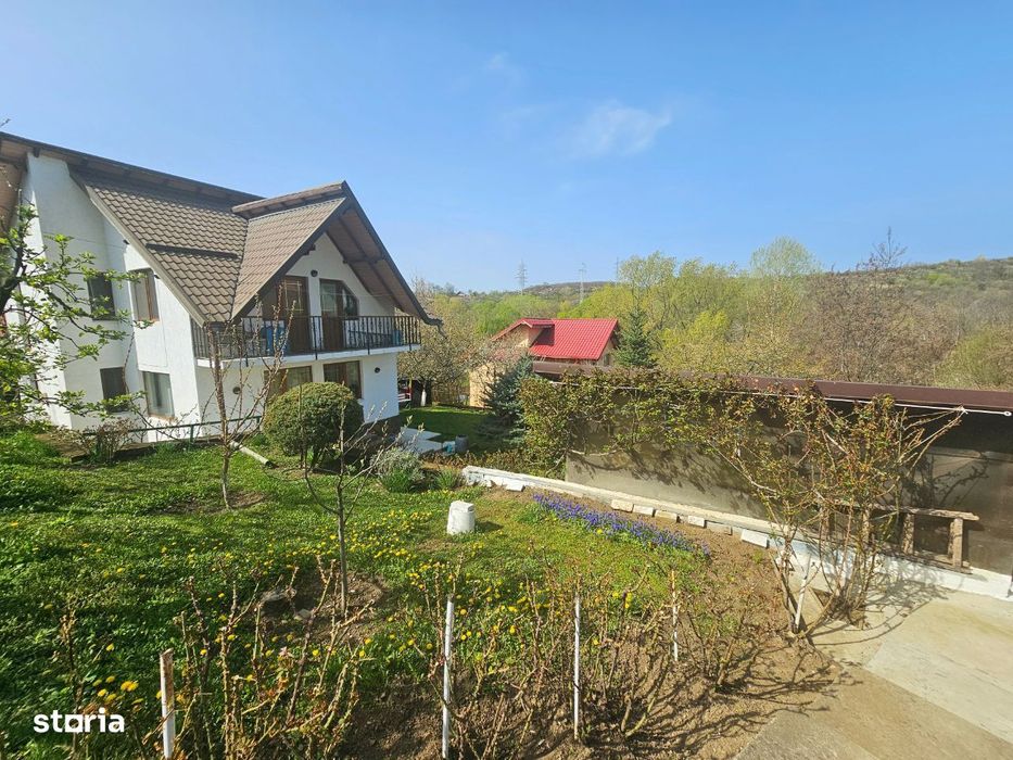 Vanzare vila 4 camere, mobilata si utilata, in Valenii de Munte