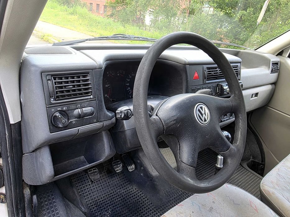 VOLKSWAGEN Transporter 2000 — imagine 5