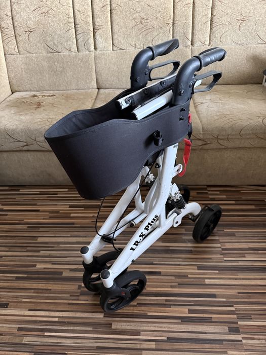 Cadru rulant din aluminiu cu suspensie batrani dizabilitati (ca nou)