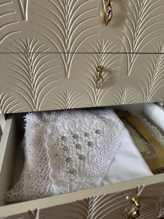 Комод -консоль турецкого производства «Kilim»