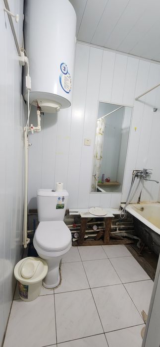 Срочно продается 2 ком..квар.. 2 этаж Мархабо