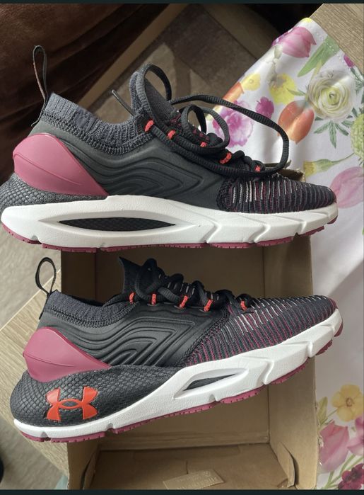 Маратонки Under Armour Phantom2 Eur:36,5