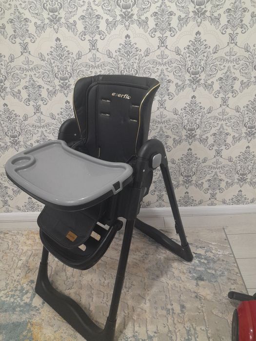 Продам детский стул