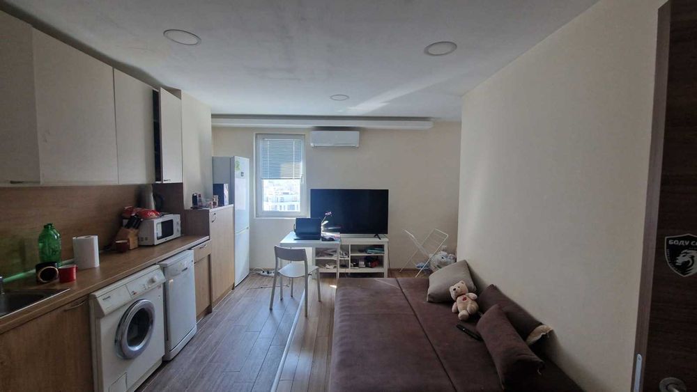 Двустаен апартамент в Студентски град