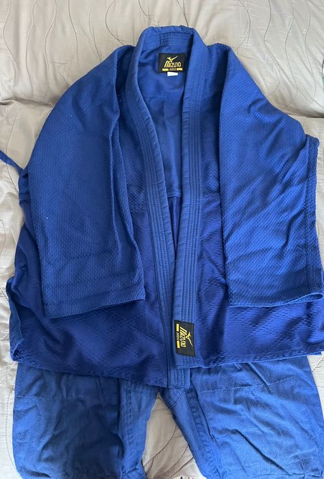 Продам кимоно для дзюдо