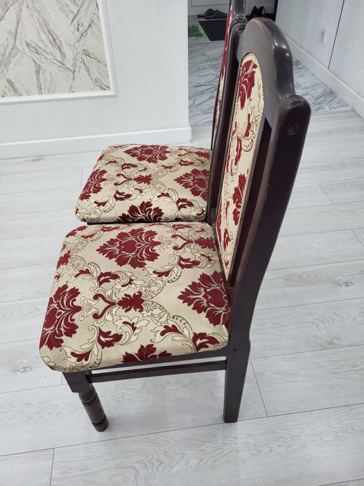 Продам стулья