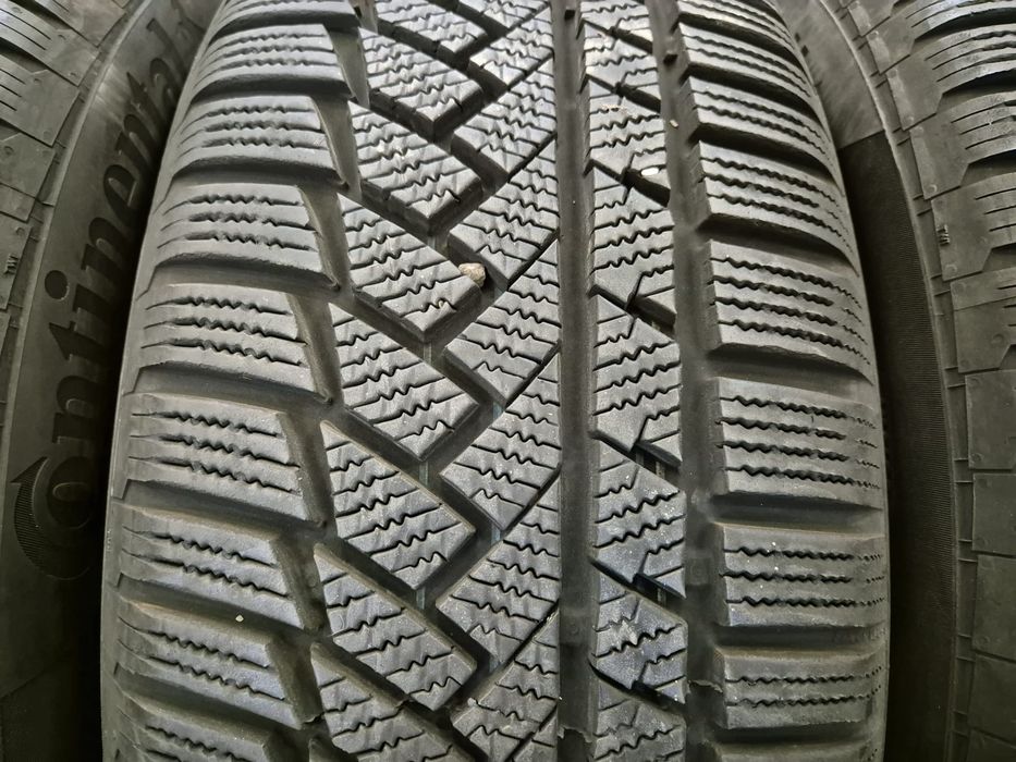 4 anvelope iarna Continental 235 55 19 ca și noi