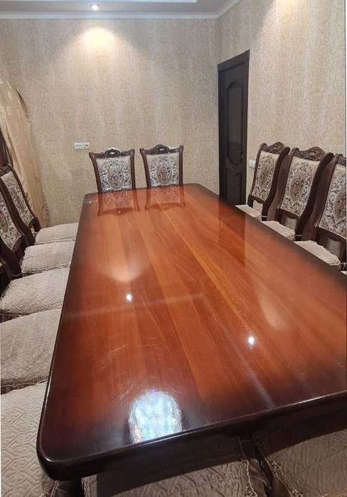 Продам стол и стулья