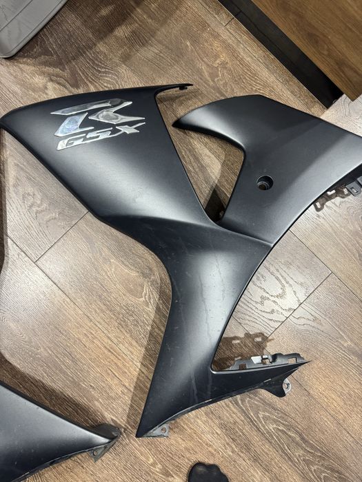 Страници за Suzuki Gsxr 1000 2009 до 2015 спойлер пластмаса гсхр