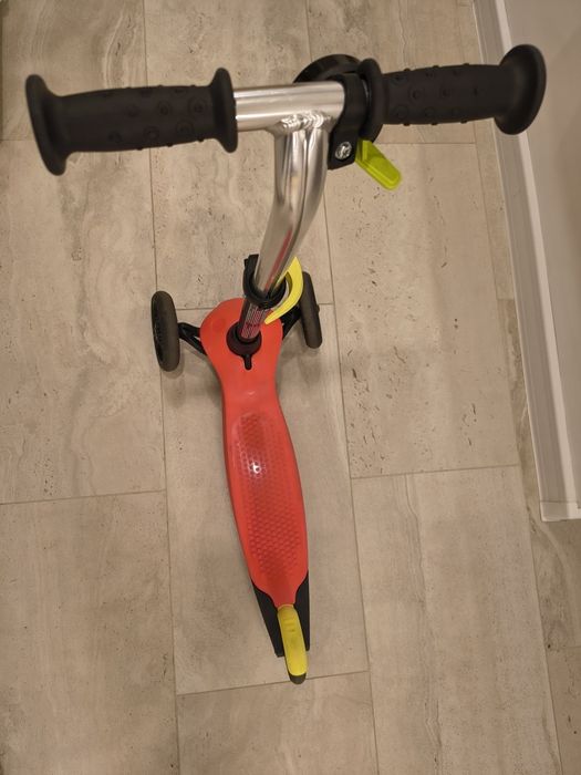 Декатлон тротинетка