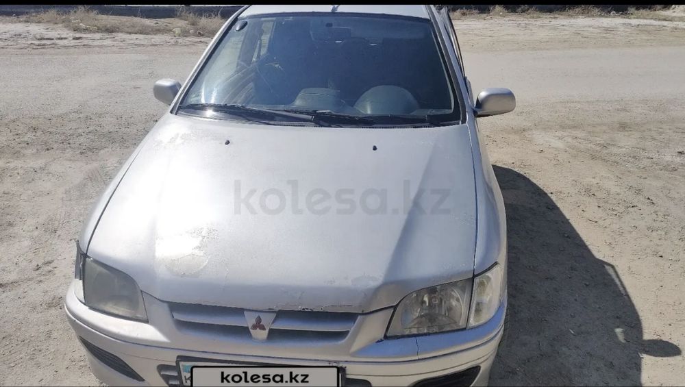 Продам Mitsubishi Space Star 2001 года