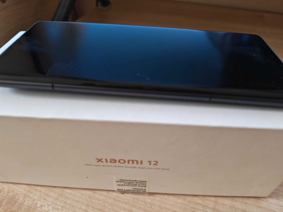 Xiaomi 12 256GB 8+4 RAM
