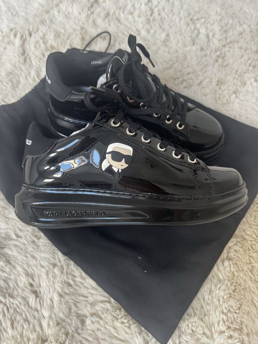Vand pantofi karl lagerfeld noi