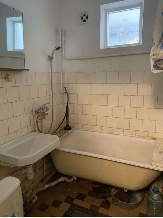 Продам 2 комнатную квартиру