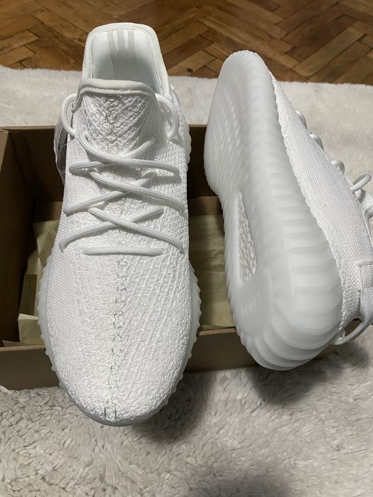 Yezzy 350 white