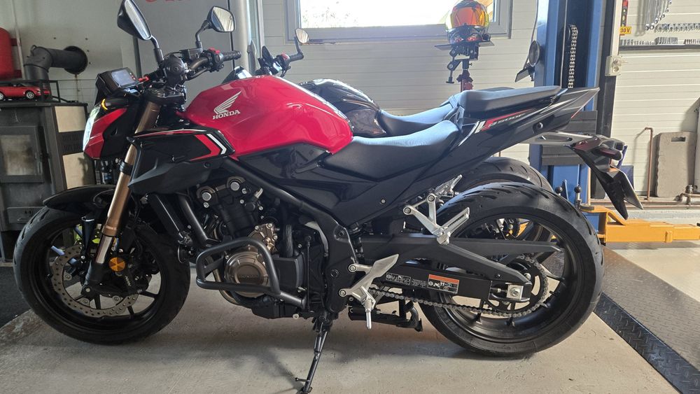 Honda CB 500 FA An 2023 7300 km.