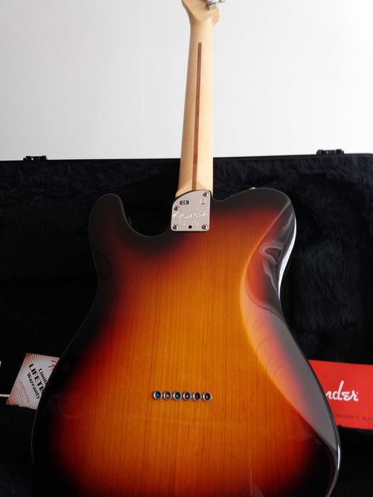 Vând Chitară Fender Telecaster Deluxe AM 3TSB-2010 Nefolosită
