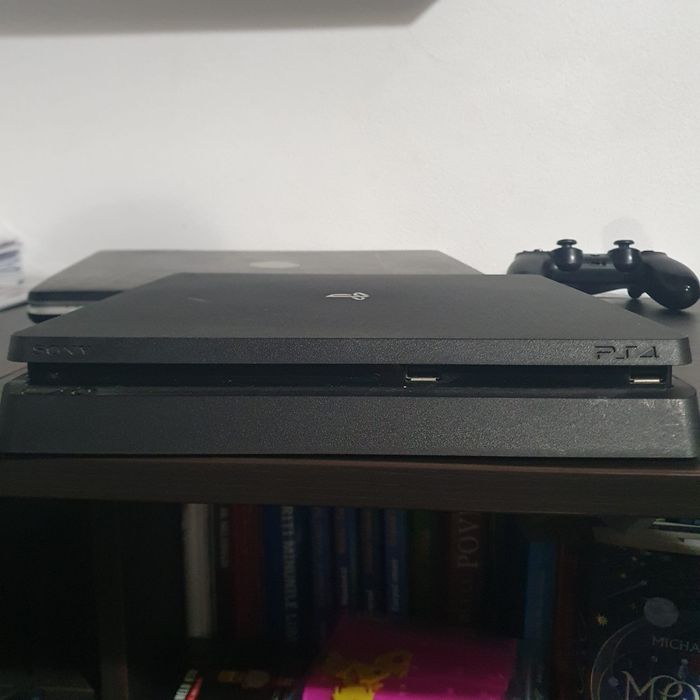 Vand PlayStation 4