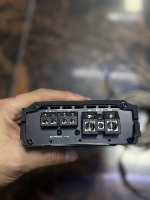 Усилитель автозвук