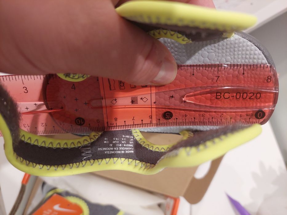 Нови Сандали Nike 19.5