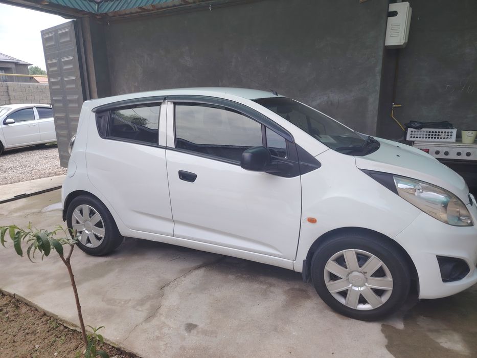 Chevrolet Spark 2011 — 2