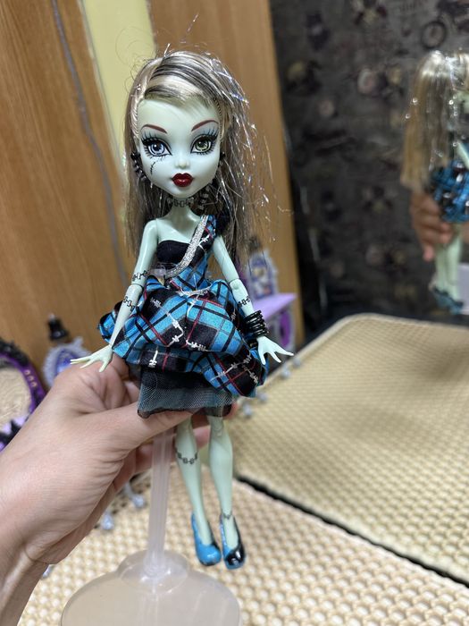 Продам куклу монстр хай!