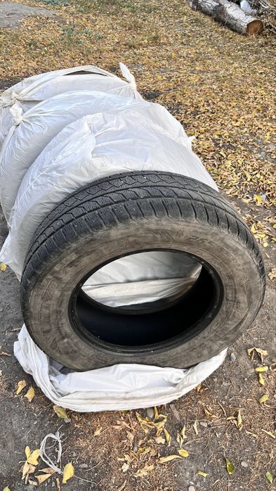Продам шины 265/65/17