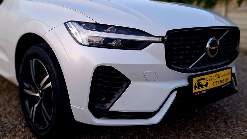Volvo XC 60 R-Design Facelift mod.2022  2.0d 197CP 25990€